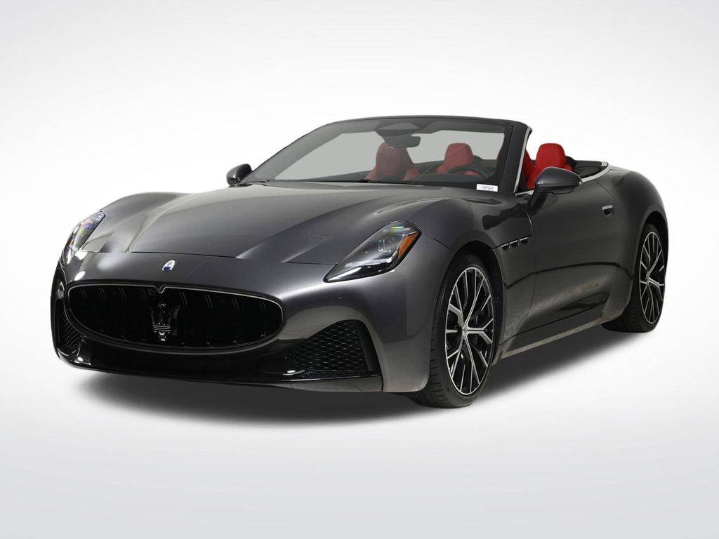 2026 Maserati GranCabrio Modena