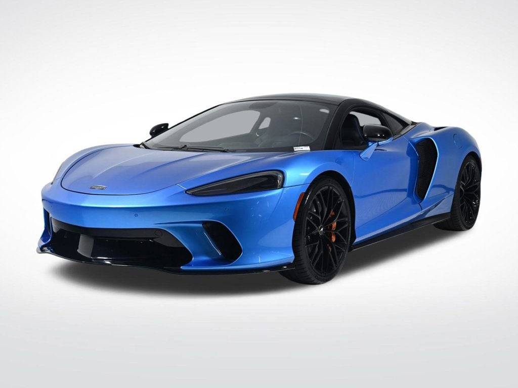2022 McLaren GT