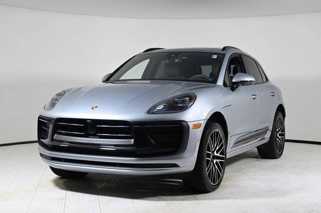2024 Porsche Macan Standard — SUV — 3,383 mi — Coral Gables, FL