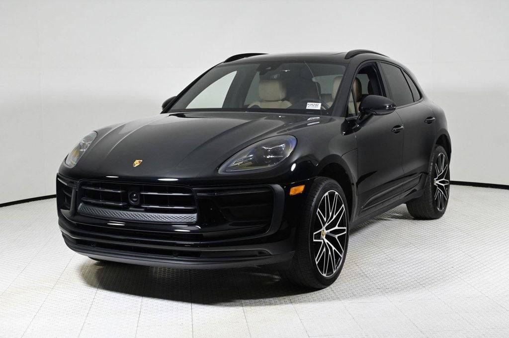 2024 Porsche Macan Standard — SUV — 6,868 mi — Coral Gables, FL