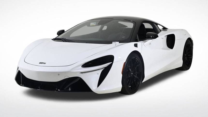2023 McLaren Artura Performance