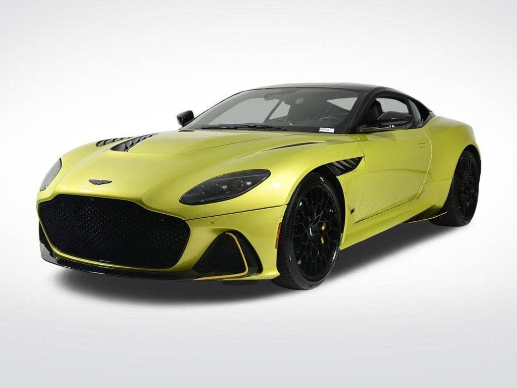 2023 Aston Martin DBS