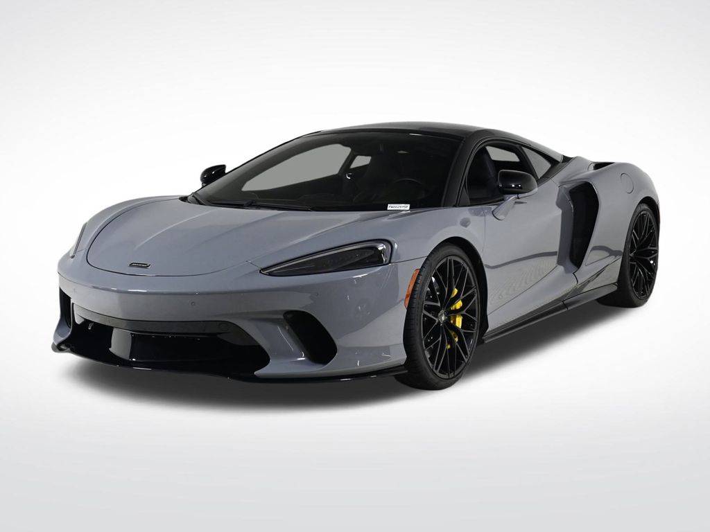 2023 McLaren GT