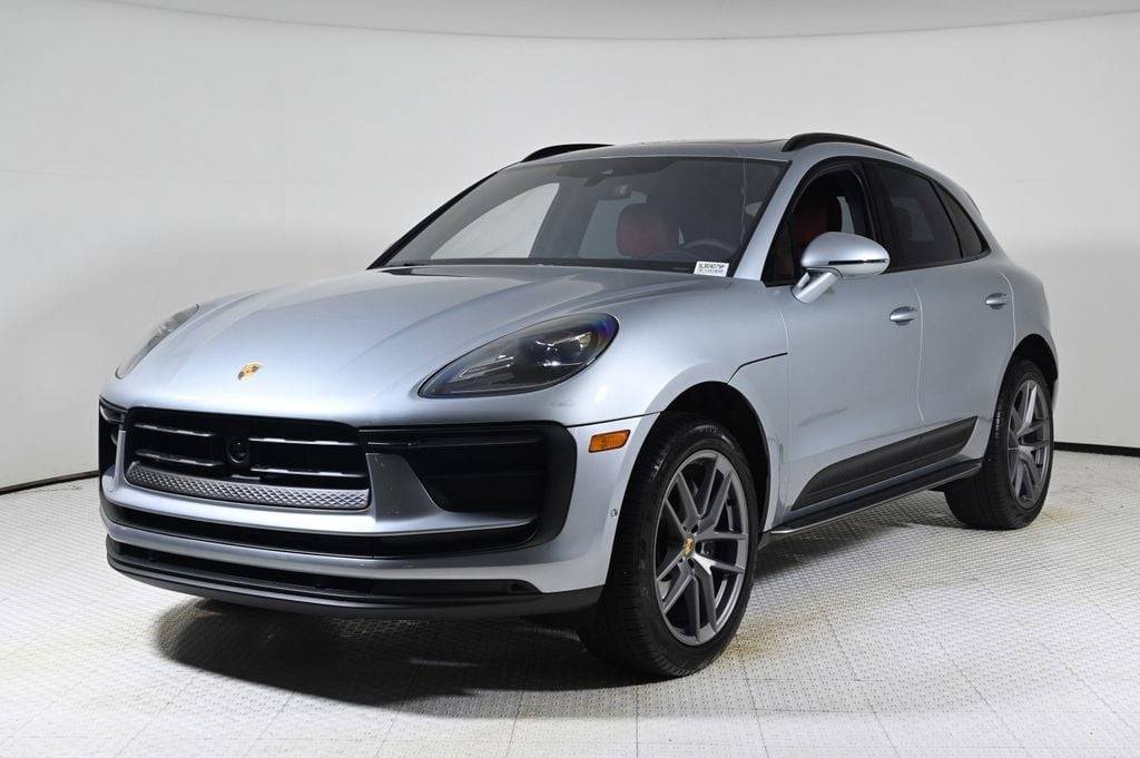 2025 Porsche Macan Macan — SUV — 1,660 mi — Coral Gables, FL