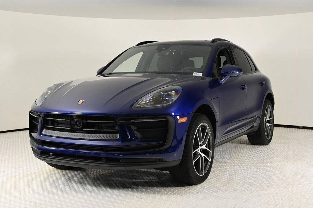 2025 Porsche Macan Standard — SUV — 4,349 mi — Coral Gables, FL