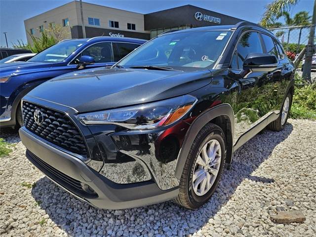 2024 Toyota Corolla Cross LE — SUV — 9,790 mi — Hialeah, FL