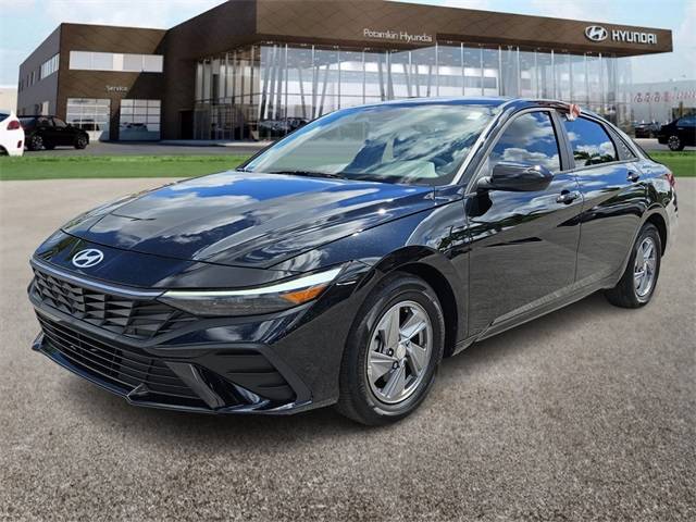 2025 Hyundai Elantra SE — Sedan — 10,865 mi — Hialeah, FL
