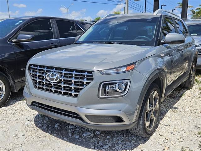2021 Hyundai Venue SEL — SUV — 10,340 mi — Hialeah, FL