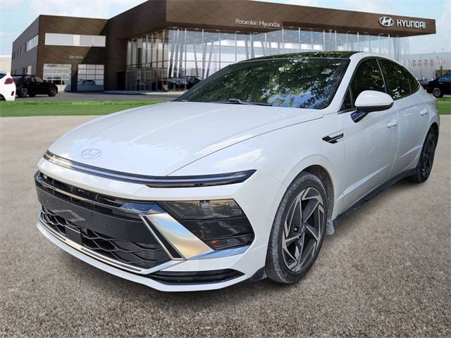 2024 Hyundai Sonata SEL — Sedan — 15,655 mi — Hialeah, FL