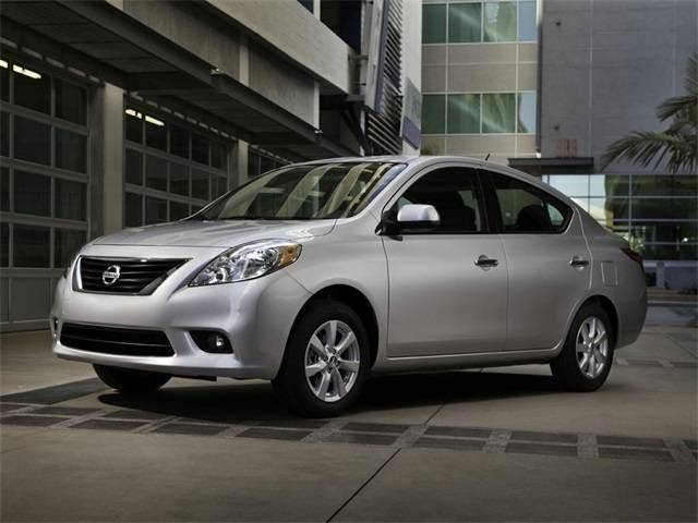 2012 Nissan Versa 1.6 SV — Sedan — 110,148 mi — Hialeah, FL