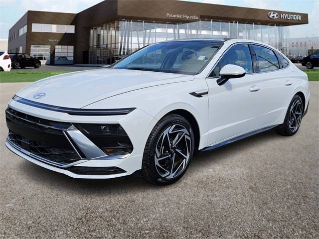2024 Hyundai Sonata SEL — Sedan — 3,504 mi — Hialeah, FL
