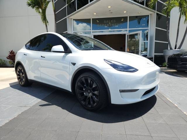 2023 Tesla Model Y Long Range — SUV — 32,007 mi — Tamarac, FL
