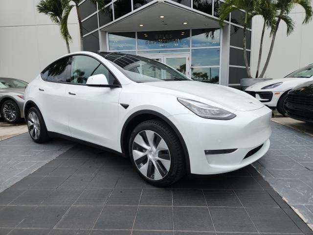 2022 Tesla Model Y Long Range — SUV — 19,556 mi — Tamarac, FL