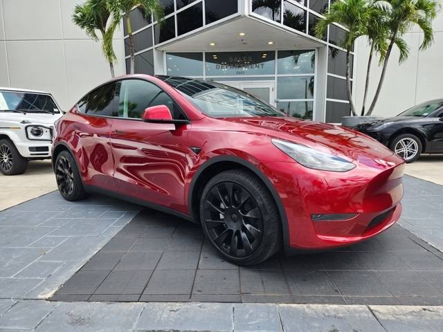 2024 Tesla Model Y Long Range — SUV — 14,821 mi — Tamarac, FL