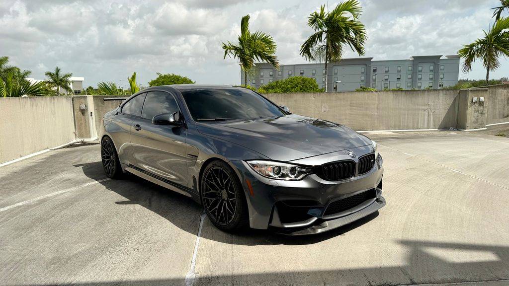 2016 BMW M4 Standard