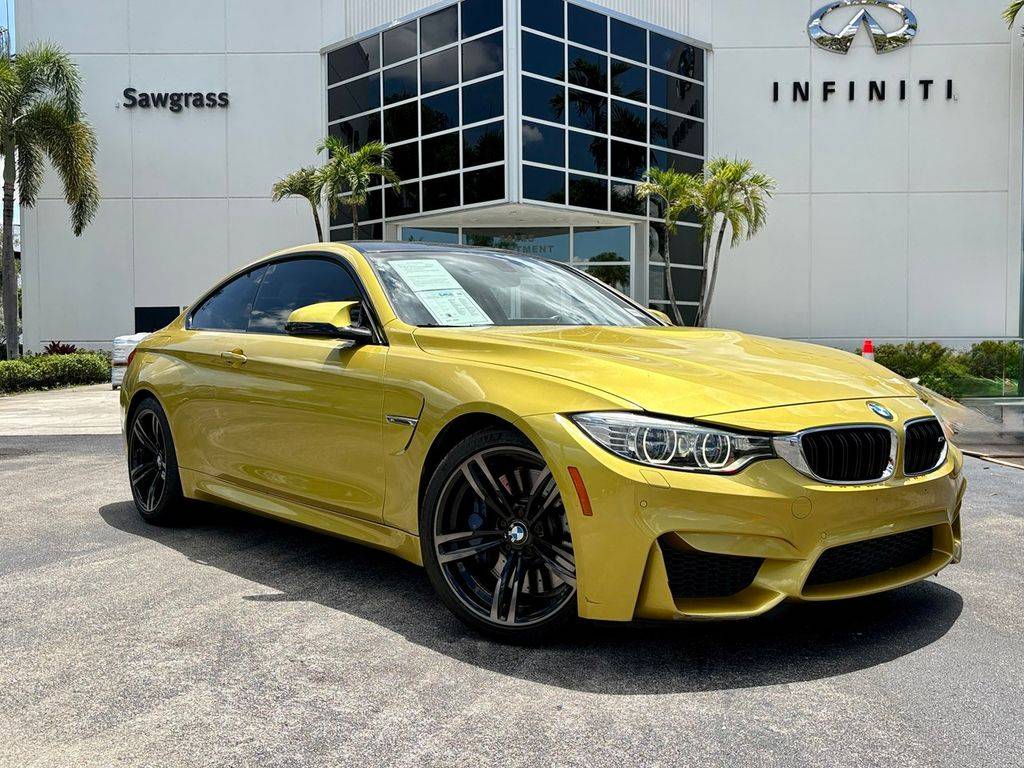 2016 BMW M4 Standard