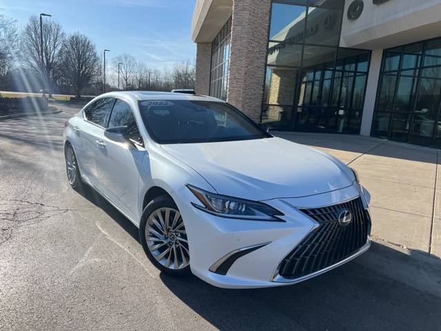 2022 Lexus ES ES 300h Luxury — Sedan — 49,127 mi — Centerville, OH