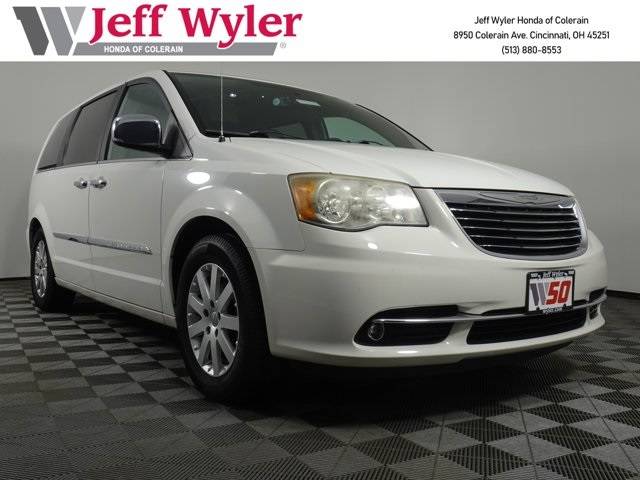 2011 Chrysler Town & Country Touring-L — Minivan — 127,017 mi — Cincinnati, OH