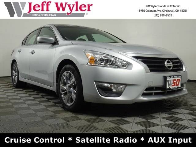 2014 Nissan Altima 2.5 SV — Sedan — 105,589 mi — Cincinnati, OH