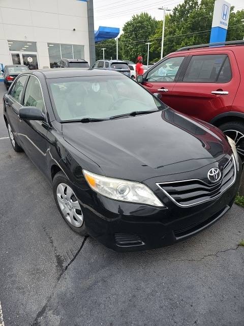 2011 Toyota Camry Base — Sedan — 187,279 mi — Cincinnati, OH