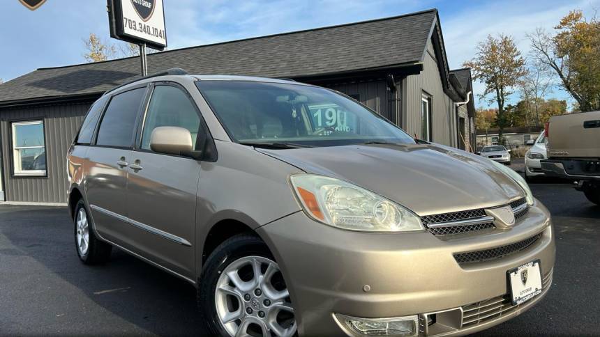 2004 Toyota Sienna XLE — Minivan — 115,595 mi — Manassas, VA