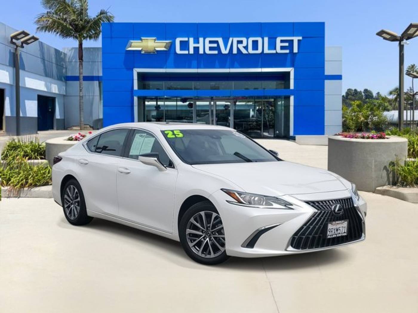 2025 Lexus ES ES 350 — Sedan — 6,106 mi — Glendale, CA