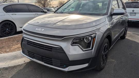 2024 Kia Niro Hybrid EX — SUV — 1,997 mi — Glendale, AZ
