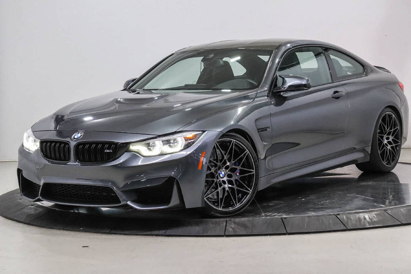2020 BMW M4 Standard