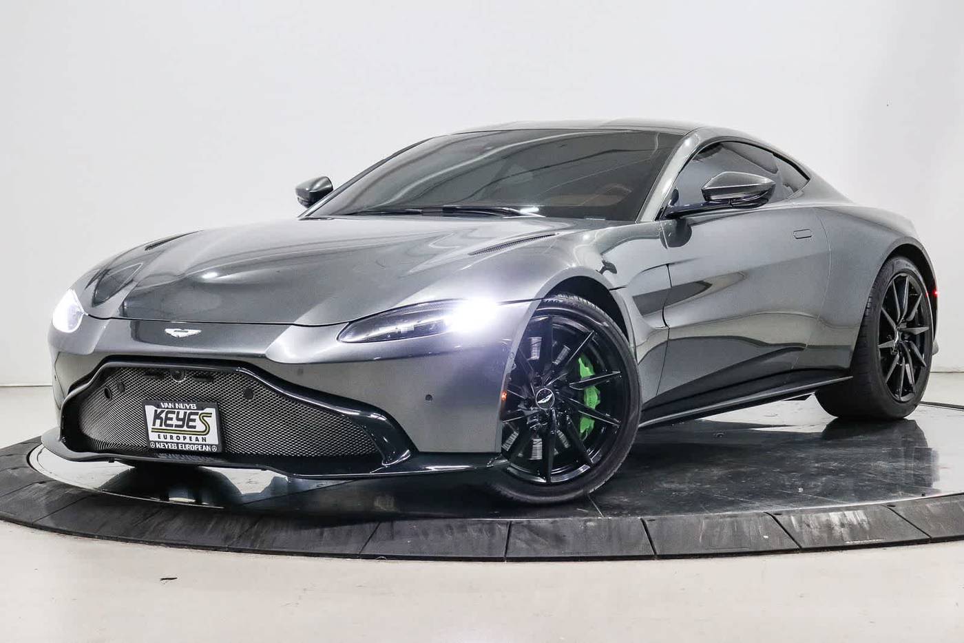 2020 Aston Martin Vantage Standard