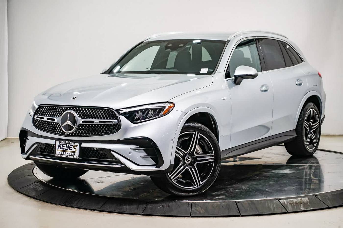 2025 Mercedes-Benz GLC GLC 350e — SUV — 3,210 mi — Sherman Oaks, CA