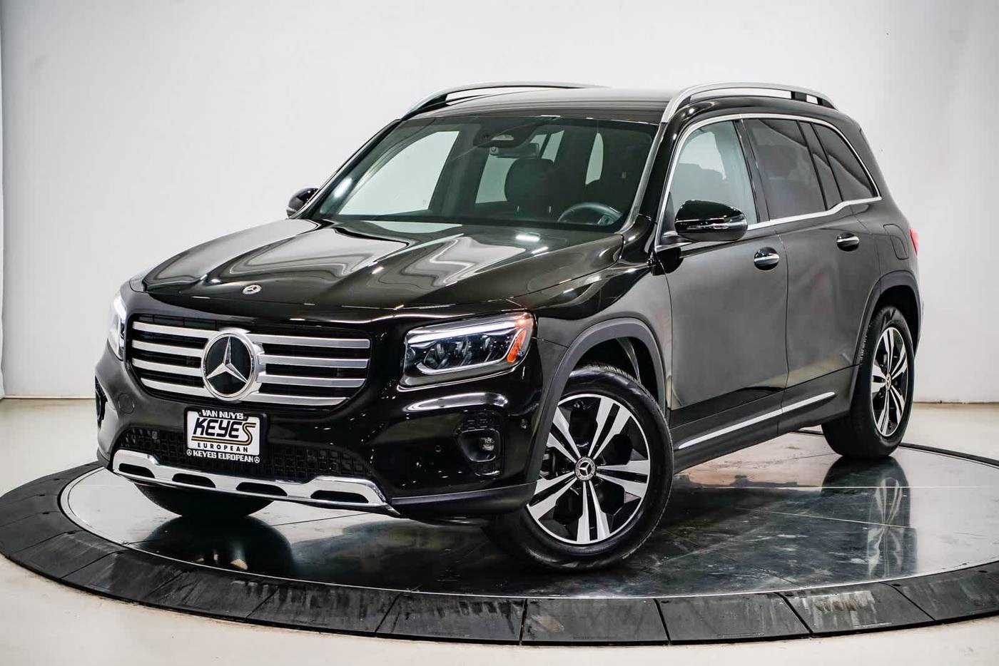 2025 Mercedes-Benz GLB GLB 250 — SUV — 8,035 mi — Sherman Oaks, CA