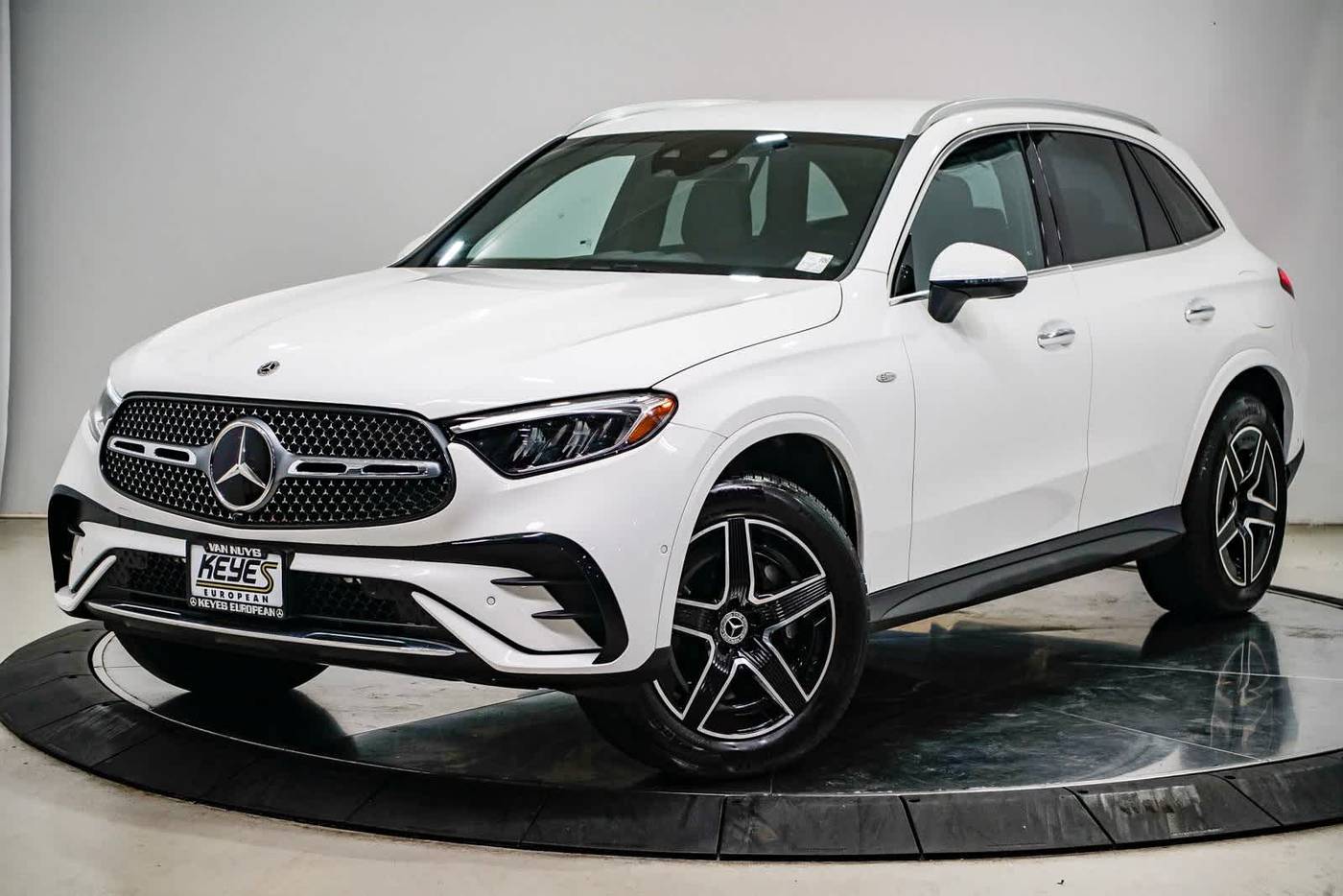 2025 Mercedes-Benz GLC GLC 350e — SUV — 1,900 mi — Sherman Oaks, CA