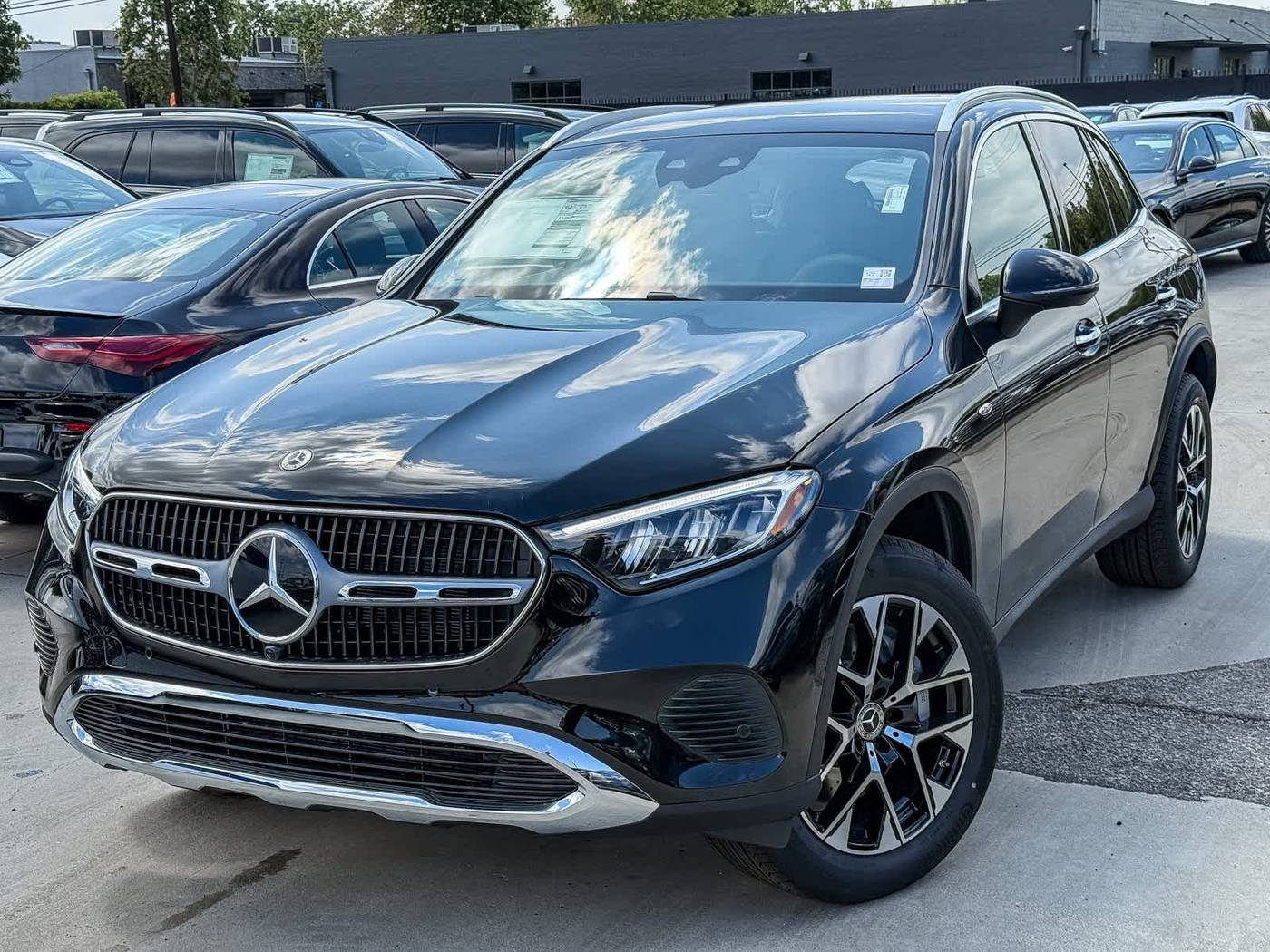 2025 Mercedes-Benz GLC GLC 350e — SUV — 171 mi — Sherman Oaks, CA