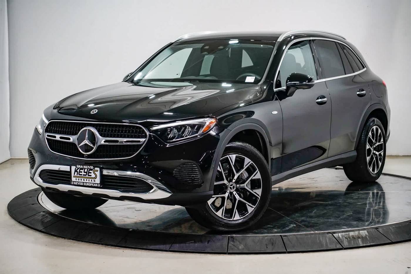 2025 Mercedes-Benz GLC GLC 350e — SUV — 3,556 mi — Sherman Oaks, CA