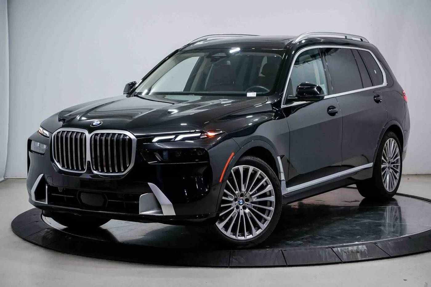 2024 BMW X7 40i — SUV — 25,907 mi — Sherman Oaks, CA