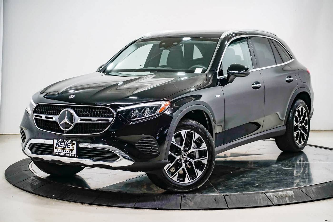 2025 Mercedes-Benz GLC GLC 350e — SUV — 1,590 mi — Sherman Oaks, CA