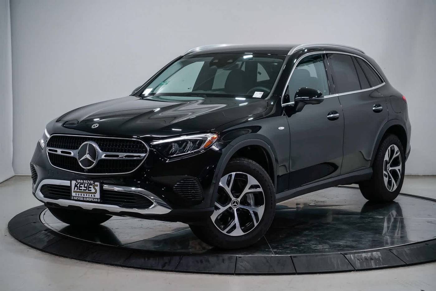2025 Mercedes-Benz GLC GLC 350e — SUV — 1,543 mi — Sherman Oaks, CA