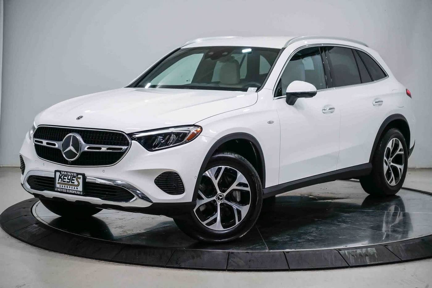 2025 Mercedes-Benz GLC GLC 350e — SUV — 5,334 mi — Sherman Oaks, CA