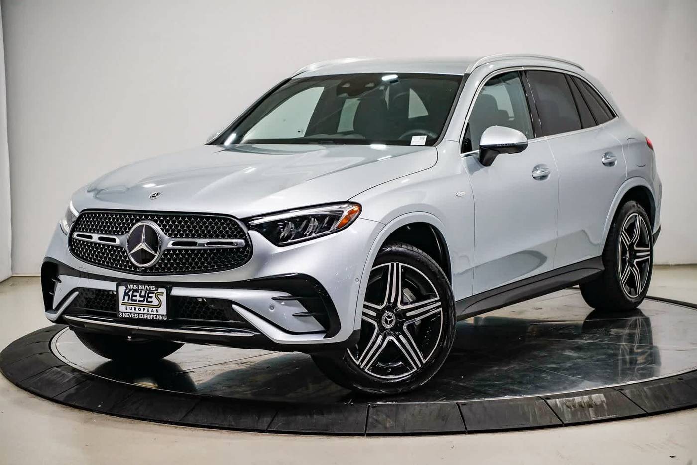 2025 Mercedes-Benz GLC GLC 350e — SUV — 3,939 mi — Sherman Oaks, CA