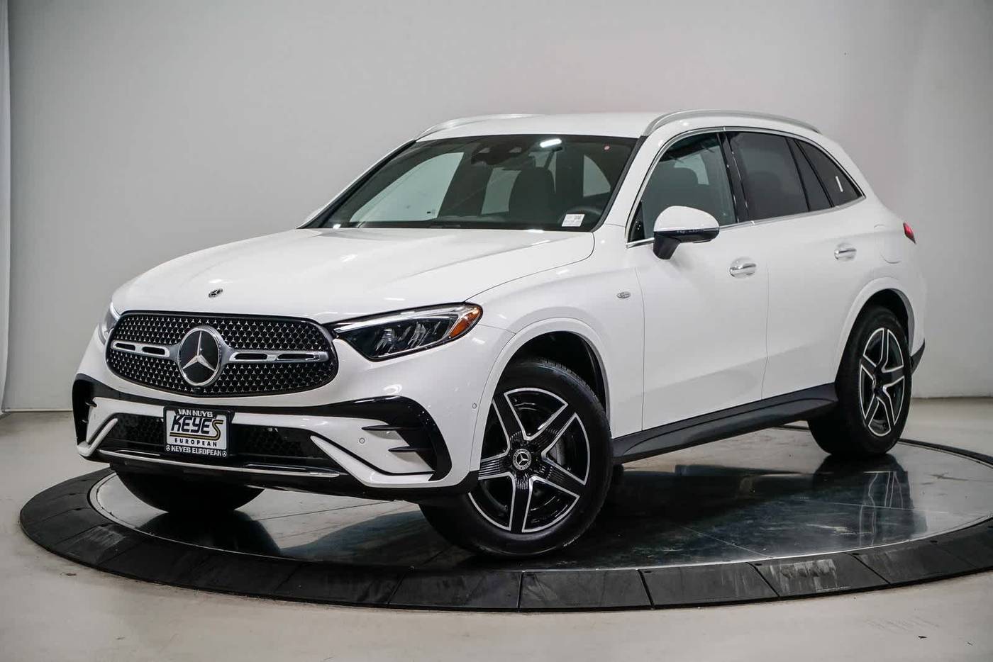 2025 Mercedes-Benz GLC GLC 350e — SUV — 1,396 mi — Sherman Oaks, CA