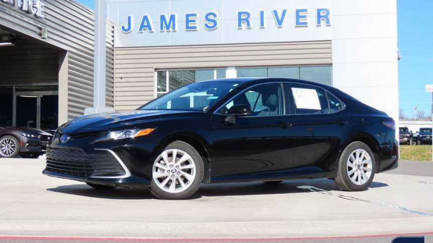 2024 Toyota Camry LE — Sedan — 22,665 mi — Ozark, MO