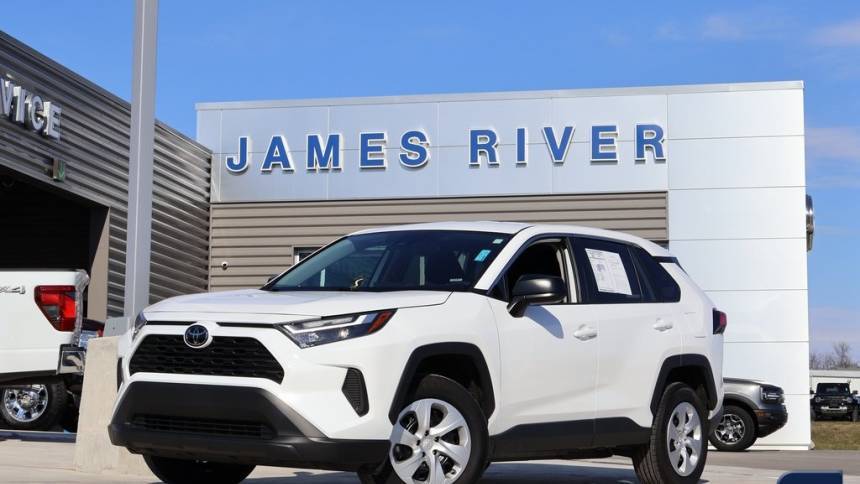 2024 Toyota RAV4 LE — SUV — 31,537 mi — Ozark, MO