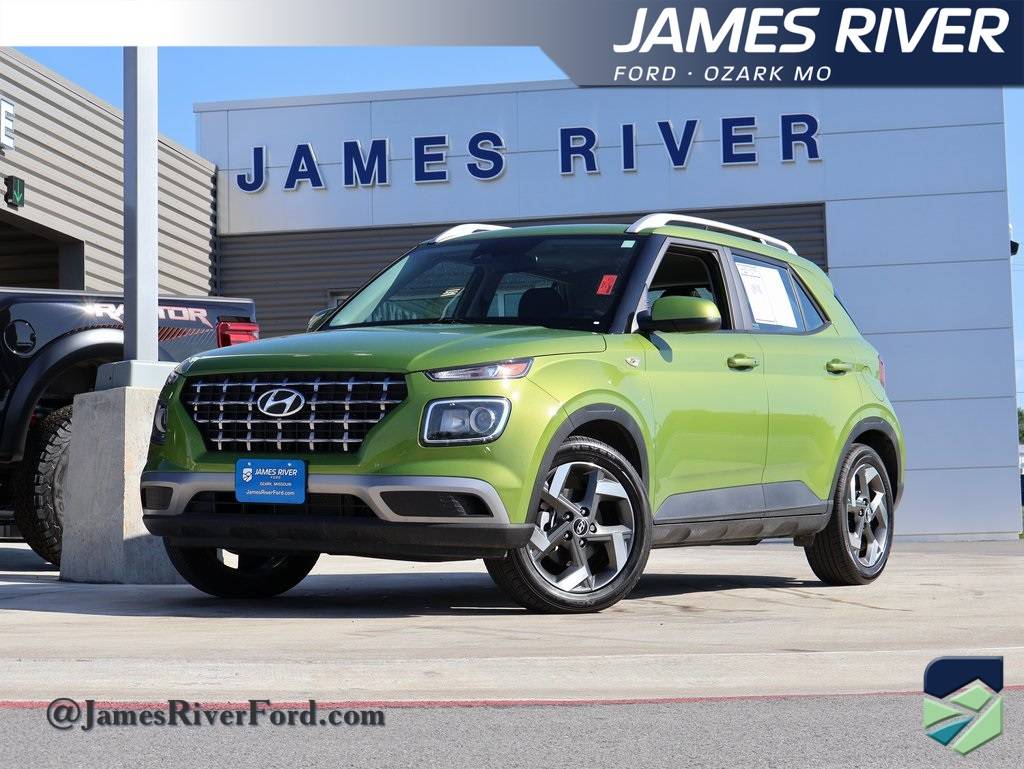 2024 Hyundai Venue SEL — SUV — 5,058 mi — Ozark, MO