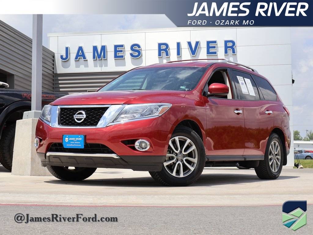 2016 Nissan Pathfinder SV — SUV — 70,470 mi — Ozark, MO