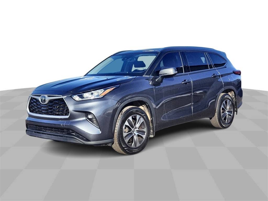 2020 Toyota Highlander XLE — SUV — 95,795 mi — Cincinnati, OH