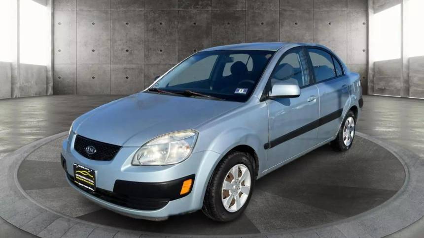 2006 Kia Rio LX — Sedan — 117,237 mi — Lakewood, NJ