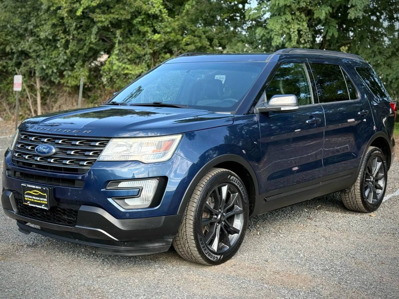 2017 Ford Explorer XLT — SUV — 100,025 mi — Lakewood, NJ