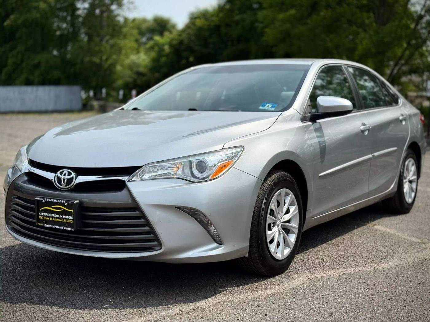 2016 Toyota Camry LE — Sedan — 121,197 mi — Lakewood, NJ