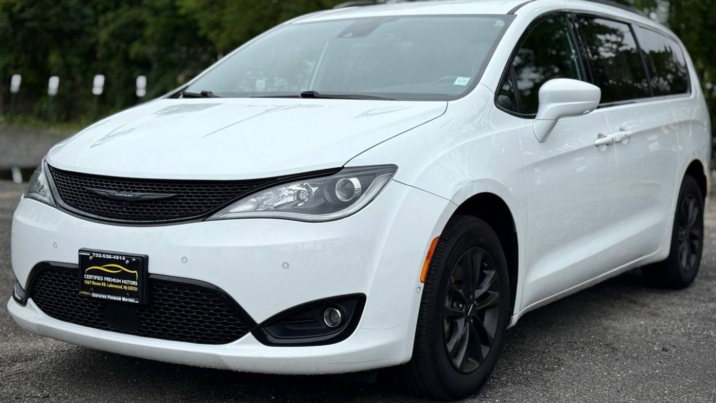 2020 Chrysler Pacifica Launch Edition