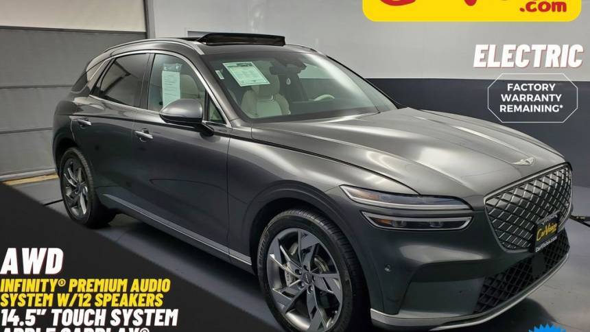 2023 Genesis Electrified GV70 Base